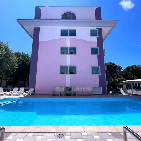 Modern With Outdoor Pool-beahost Lägenhet Bibione