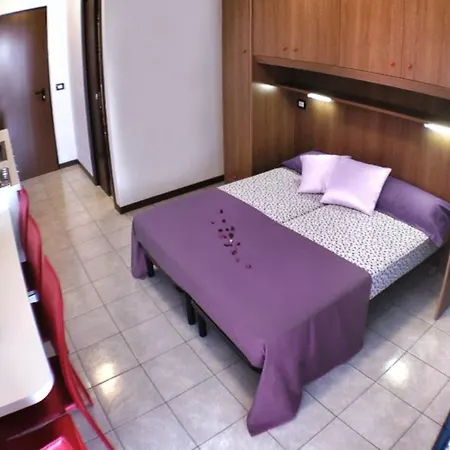 Apartmán Modern With Outdoor Pool-beahost