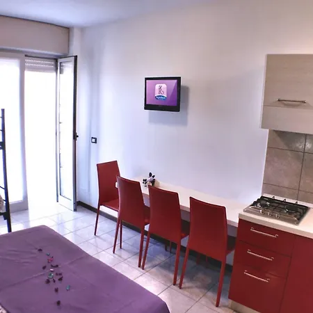 Modern With Outdoor Pool-beahost Apartamento *